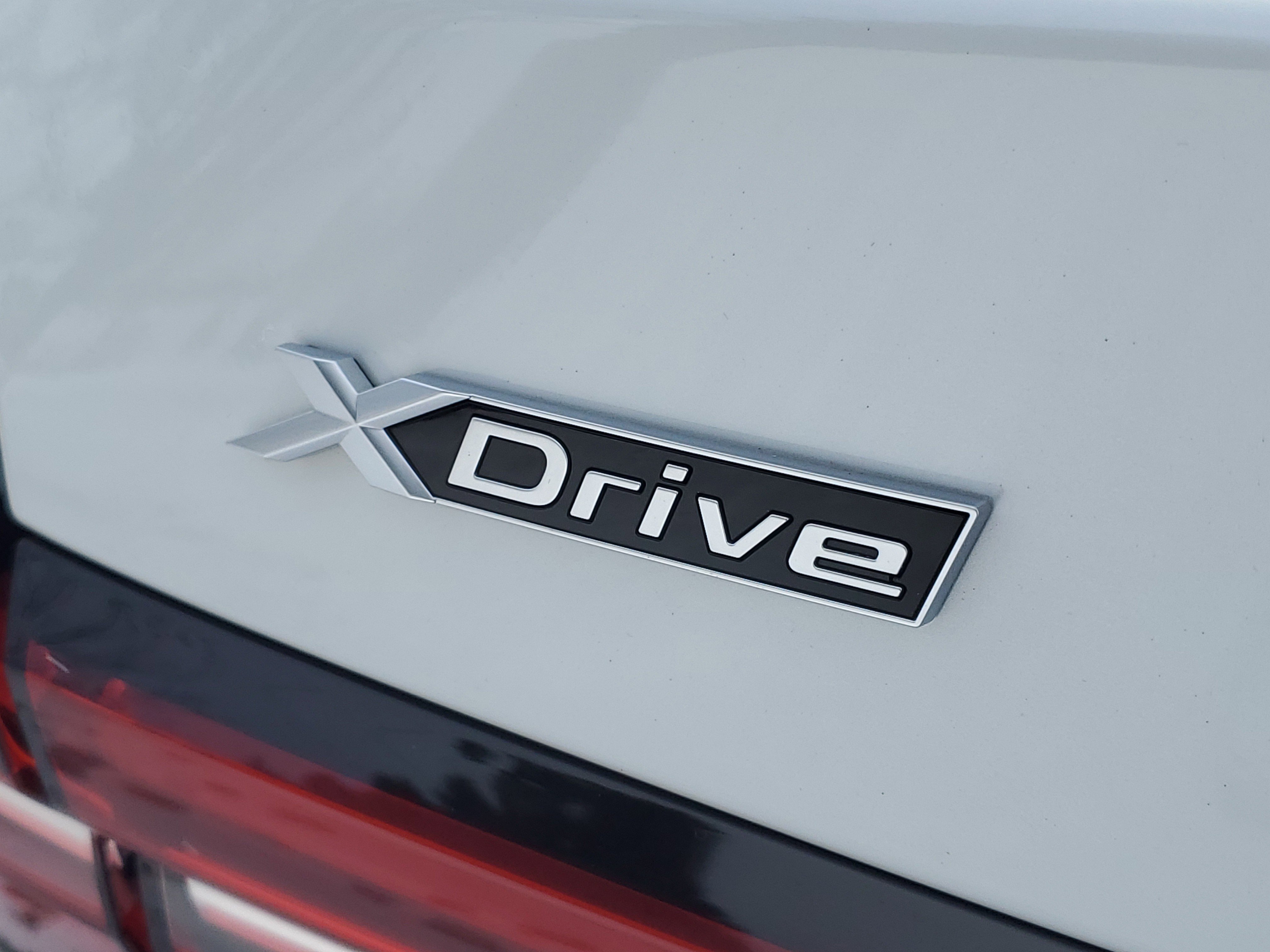 Certified 2024 BMW 530i xDrive w/ Premium Package image 29