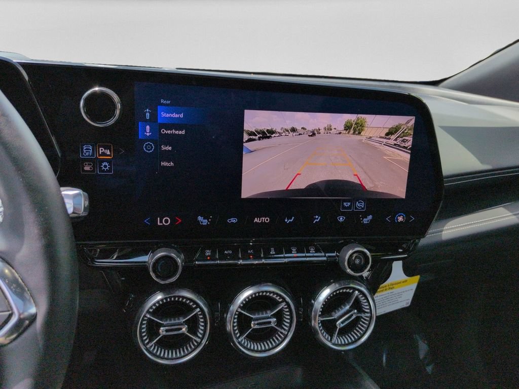 Used 2024 Chevrolet Blazer EV LT AWD/4WD image 24