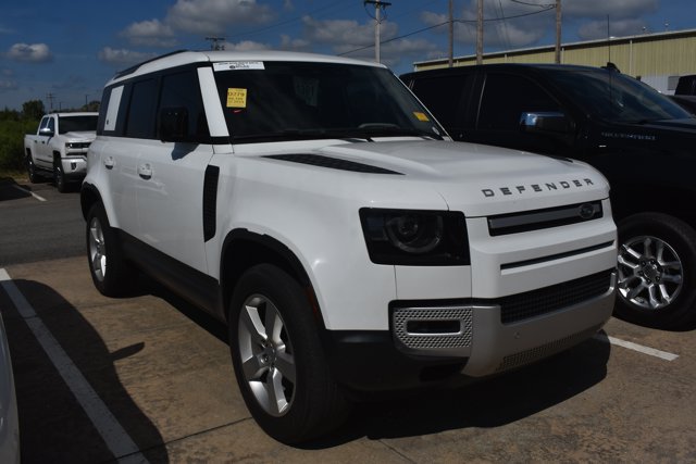 Used 2024 Land Rover Defender 110 S AWD/4WD image 3