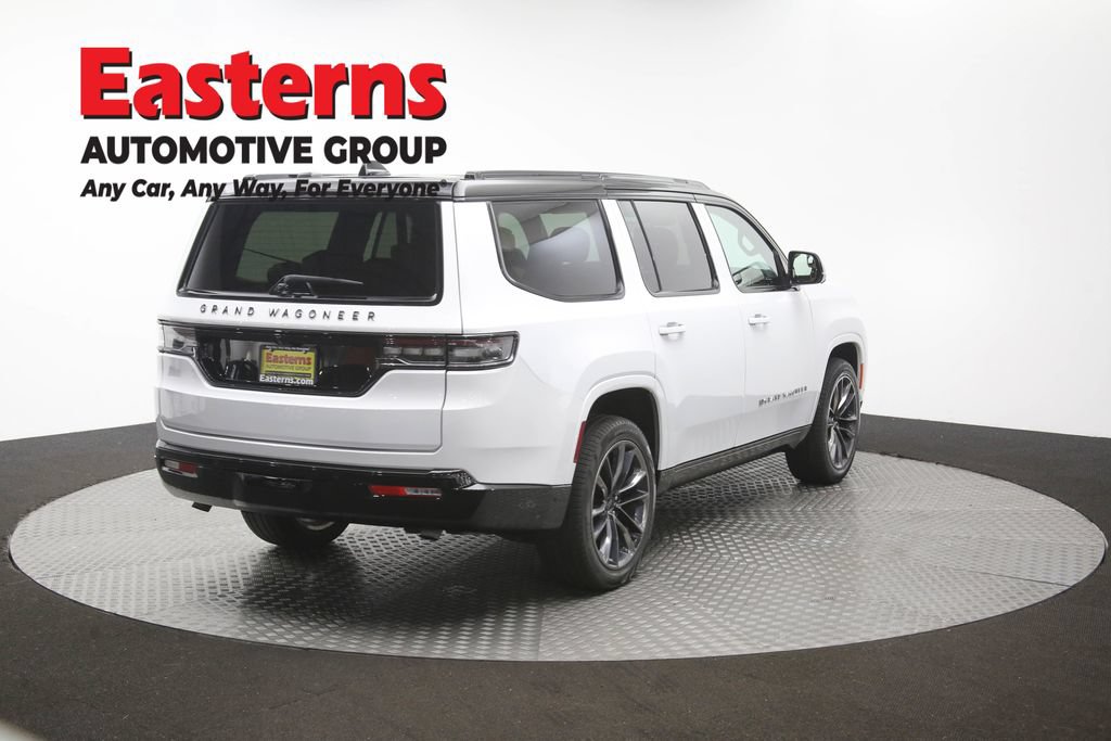 Used 2025 Jeep Grand Wagoneer Series III w/ Rear Seat Video Group 1 AWD/4WD image 46