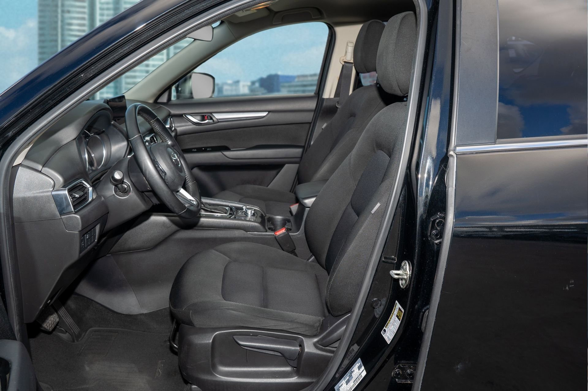 Used 2018 MAZDA CX-5 Sport image 15