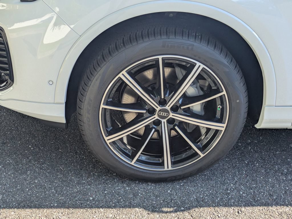 New 2026 Audi Q7 2.0T Premium Plus AWD/4WD image 20