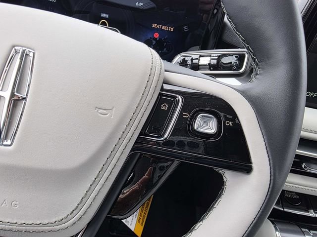 New 2026 Lincoln Aviator 2WD image 27