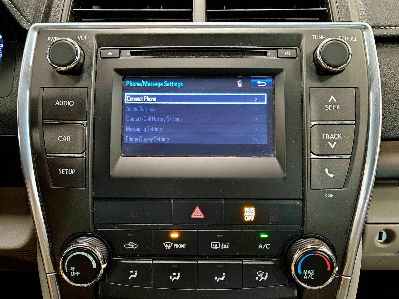 Used 2017 Toyota Camry LE image 19