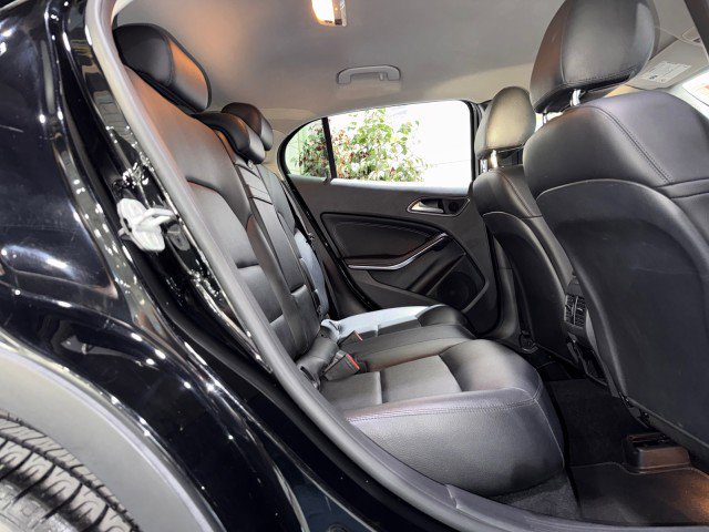 Used 2015 Mercedes-Benz GLA 250 4MATIC w/ Multimedia Package image 58