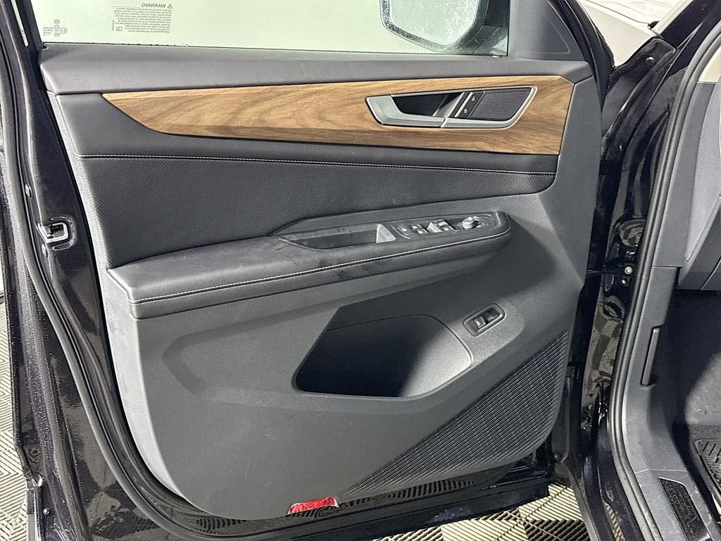 New 2026 Volkswagen Atlas SE image 10