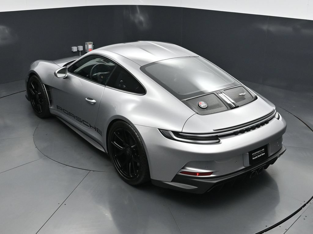 Certified 2024 Porsche 911 GT3 RS RWD image 19