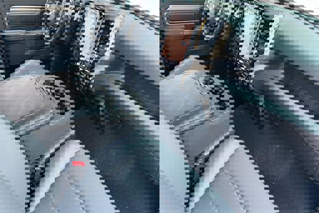 New 2026 RAM 2500 Tradesman image 15