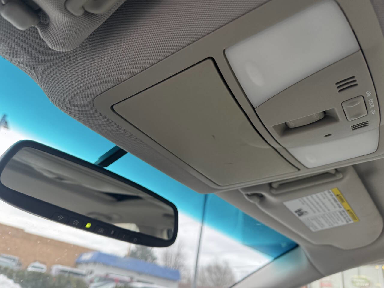 Used 2011 INFINITI G37 x w/ Premium Pkg image 32