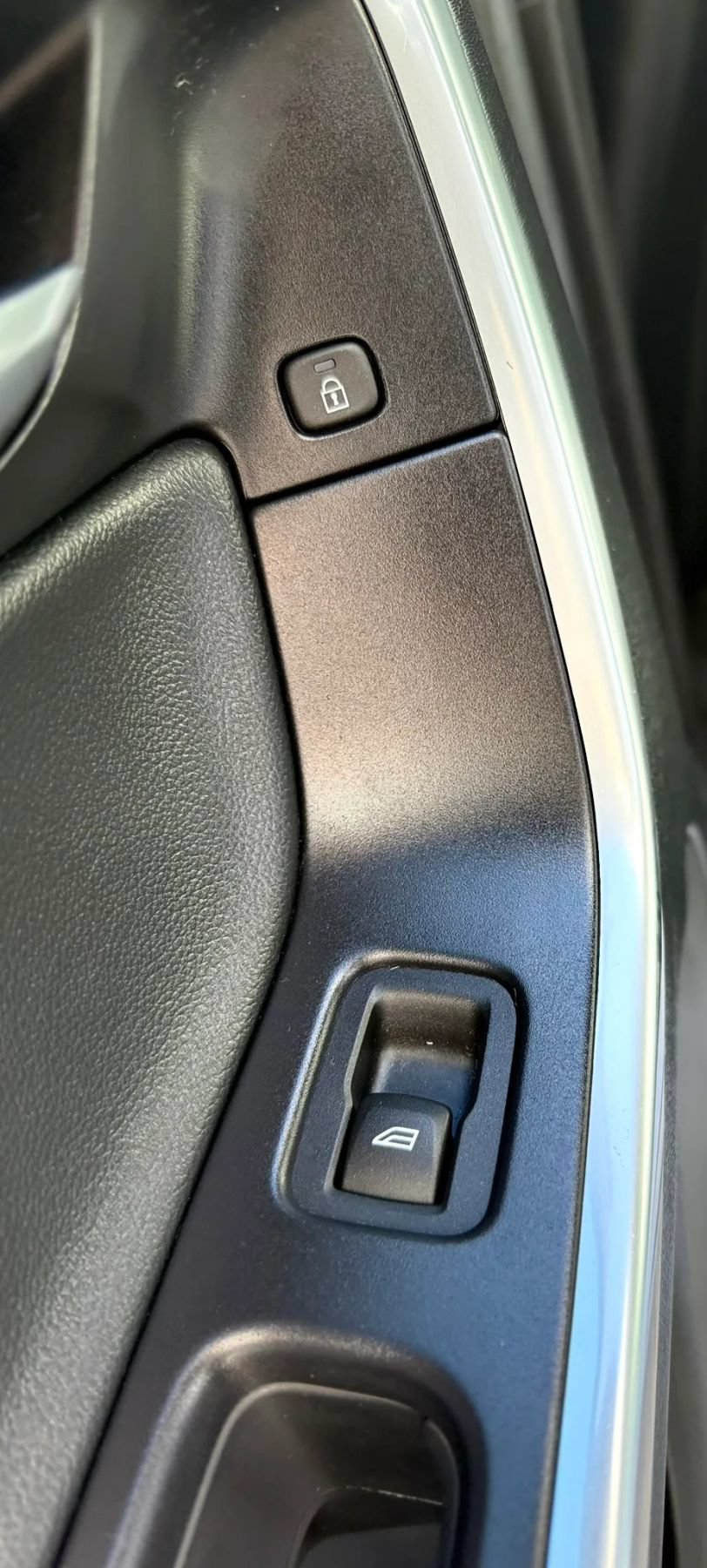 Used 2015 Volvo V60 T5 Premier FWD image 29