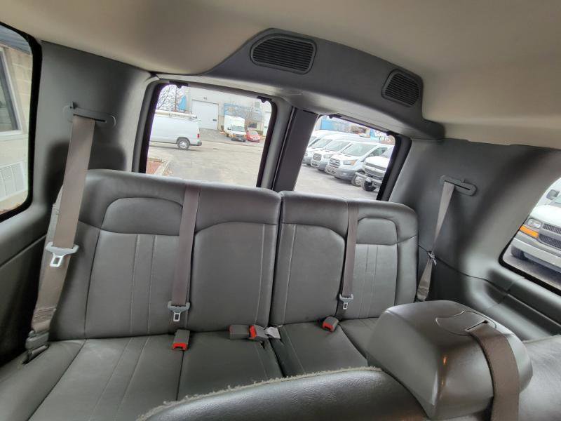 Used 2015 Chevrolet Express 3500 LS RWD image 38