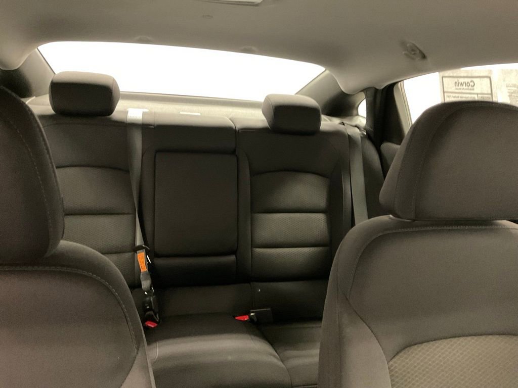 Used 2024 Chevrolet Malibu LT image 27