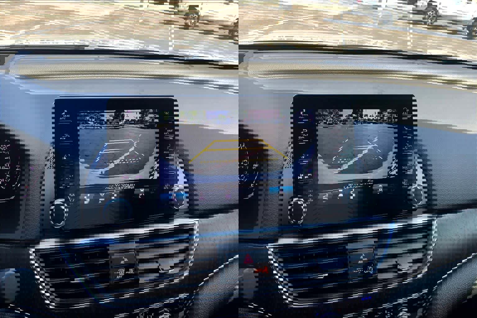 Used 2021 Honda Accord Touring image 25