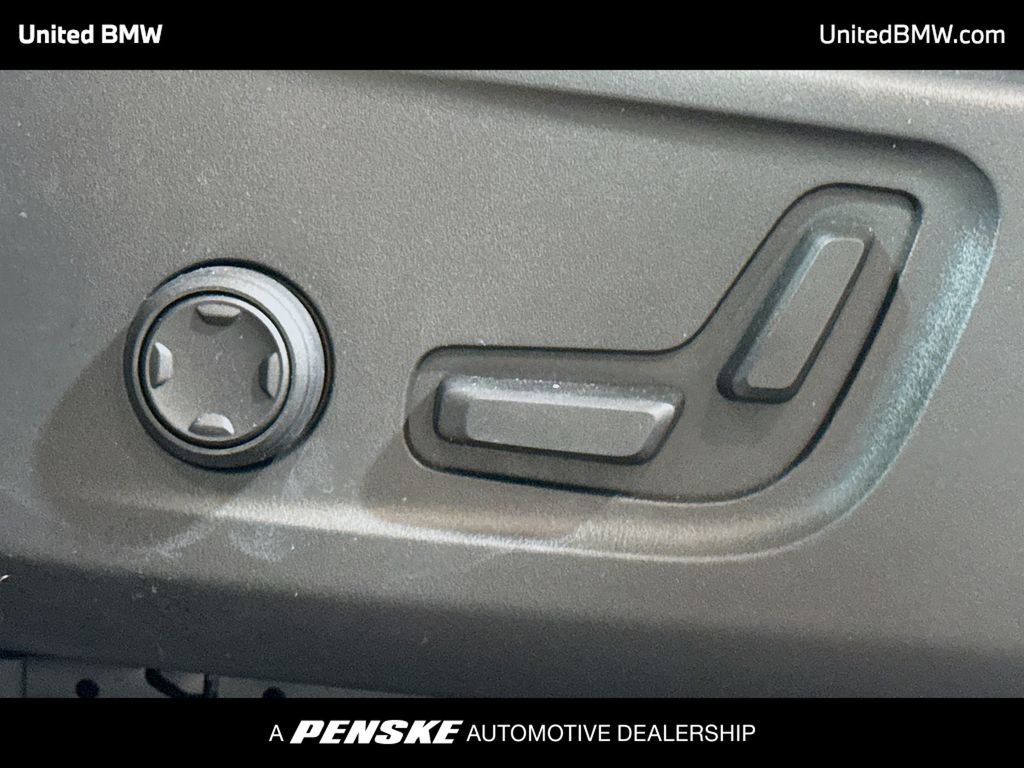 Used 2026 Volvo XC40 B5 Ultra w/ Climate Package image 4