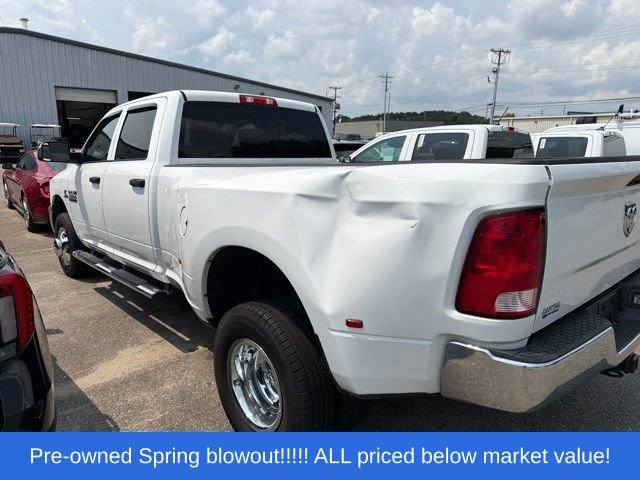 Used 2018 RAM 3500 Tradesman w/ Chrome Appearance Group AWD/4WD image 4