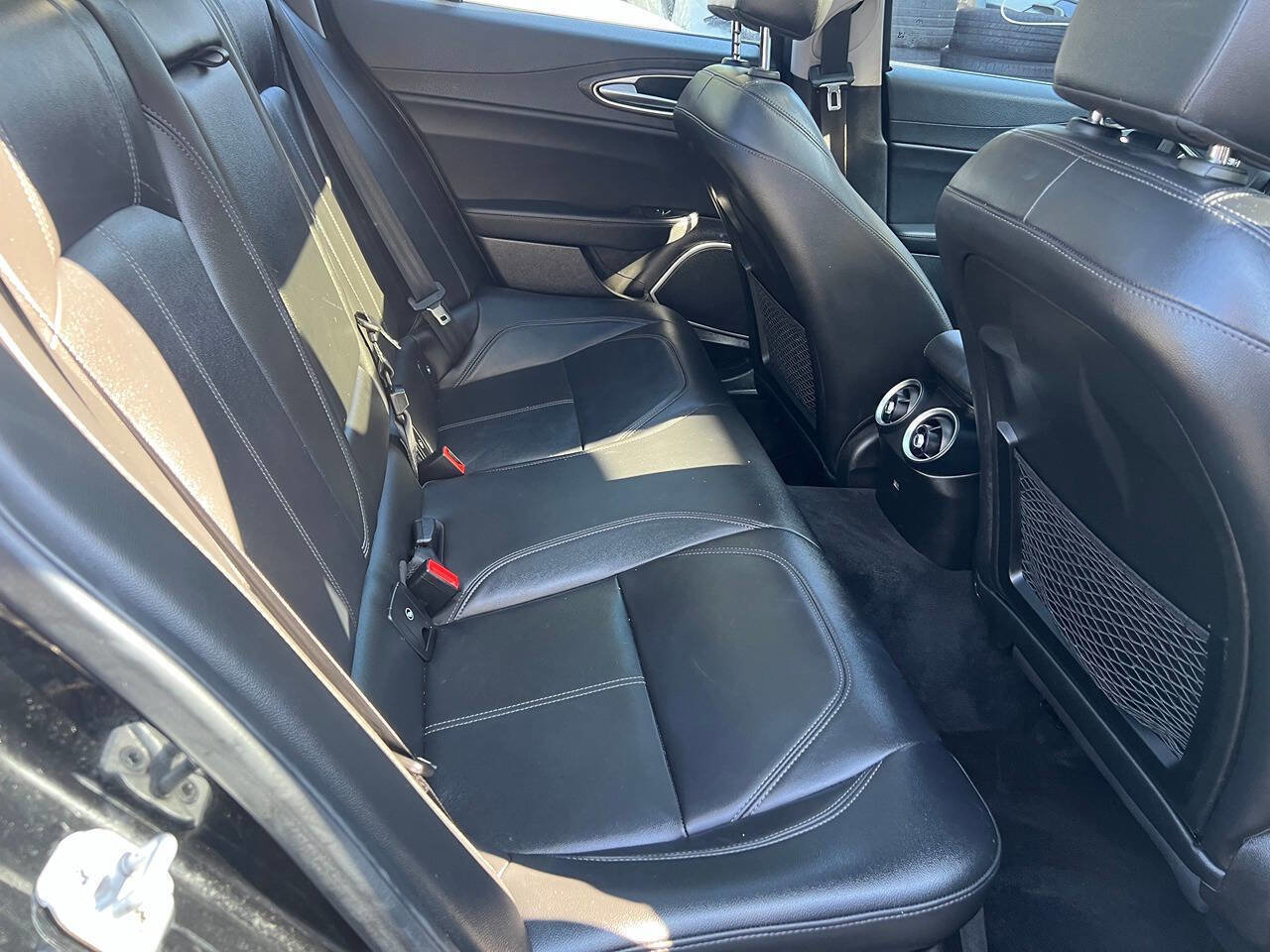 Used 2018 Alfa Romeo Giulia Ti w/ Nero Edizione image 7