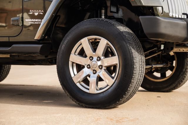 Used 2016 Jeep Wrangler Unlimited Sahara w/ Max Tow Package image 47