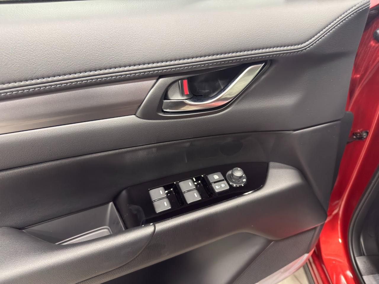 New 2025 MAZDA CX-5 AWD 2.5 S w/ Preferred Package image 8