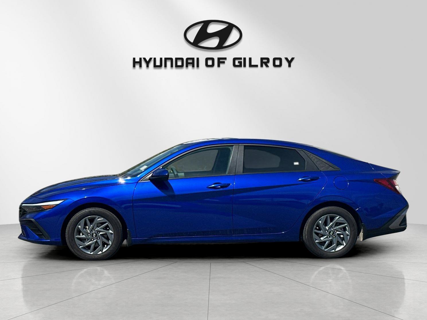 Certified 2024 Hyundai Elantra SEL FWD image 2