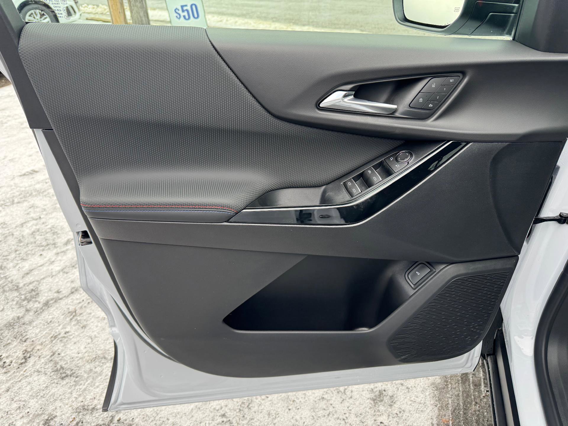 New 2026 Chevrolet Equinox RS w/ Convenience Package III image 16