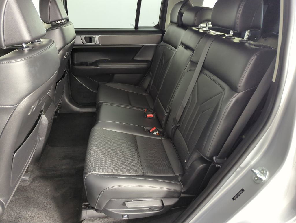 Used 2025 Hyundai Santa Fe SEL image 27