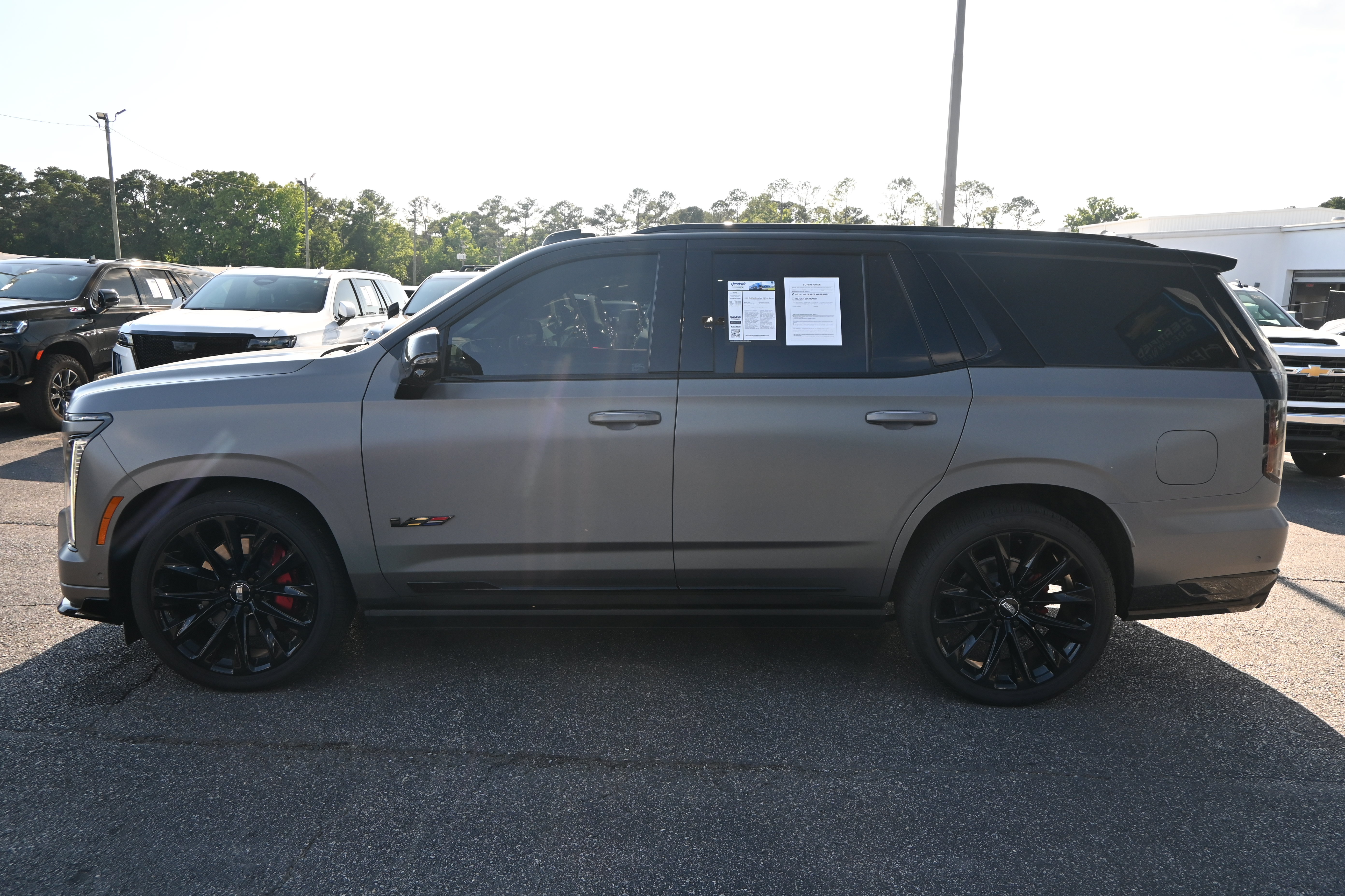 Used 2026 Cadillac Escalade V w/ LPO, ONYX Package AWD/4WD image 6