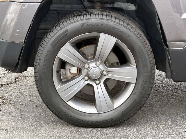 Used 2015 Jeep Patriot High Altitude AWD/4WD image 6