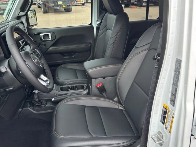 New 2025 Jeep Wrangler Sahara image 9