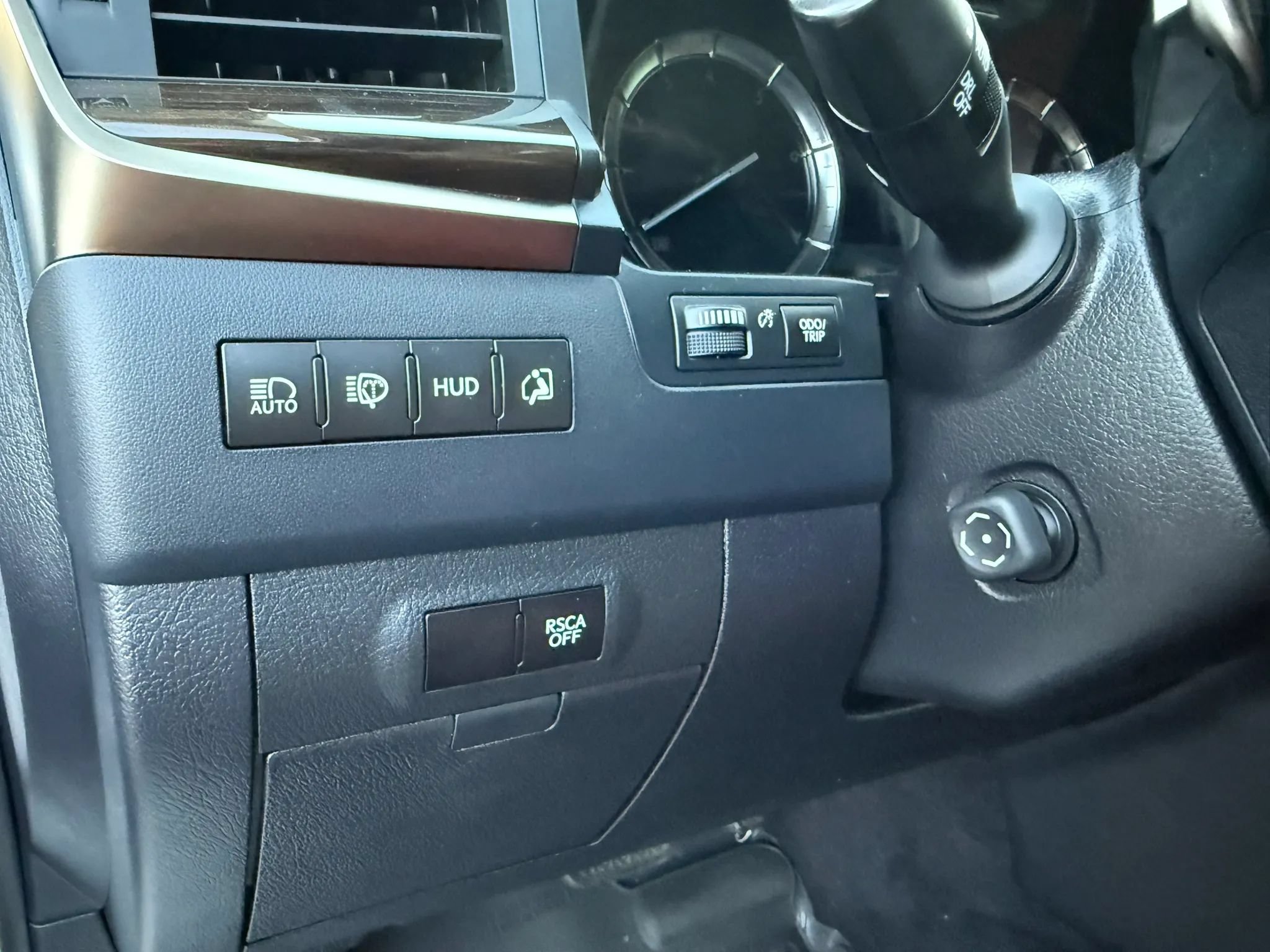Used 2017 Lexus LX 570 4WD image 40