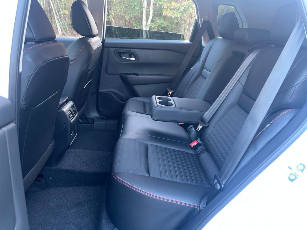 New 2026 Nissan Rogue SV AWD/4WD image 19