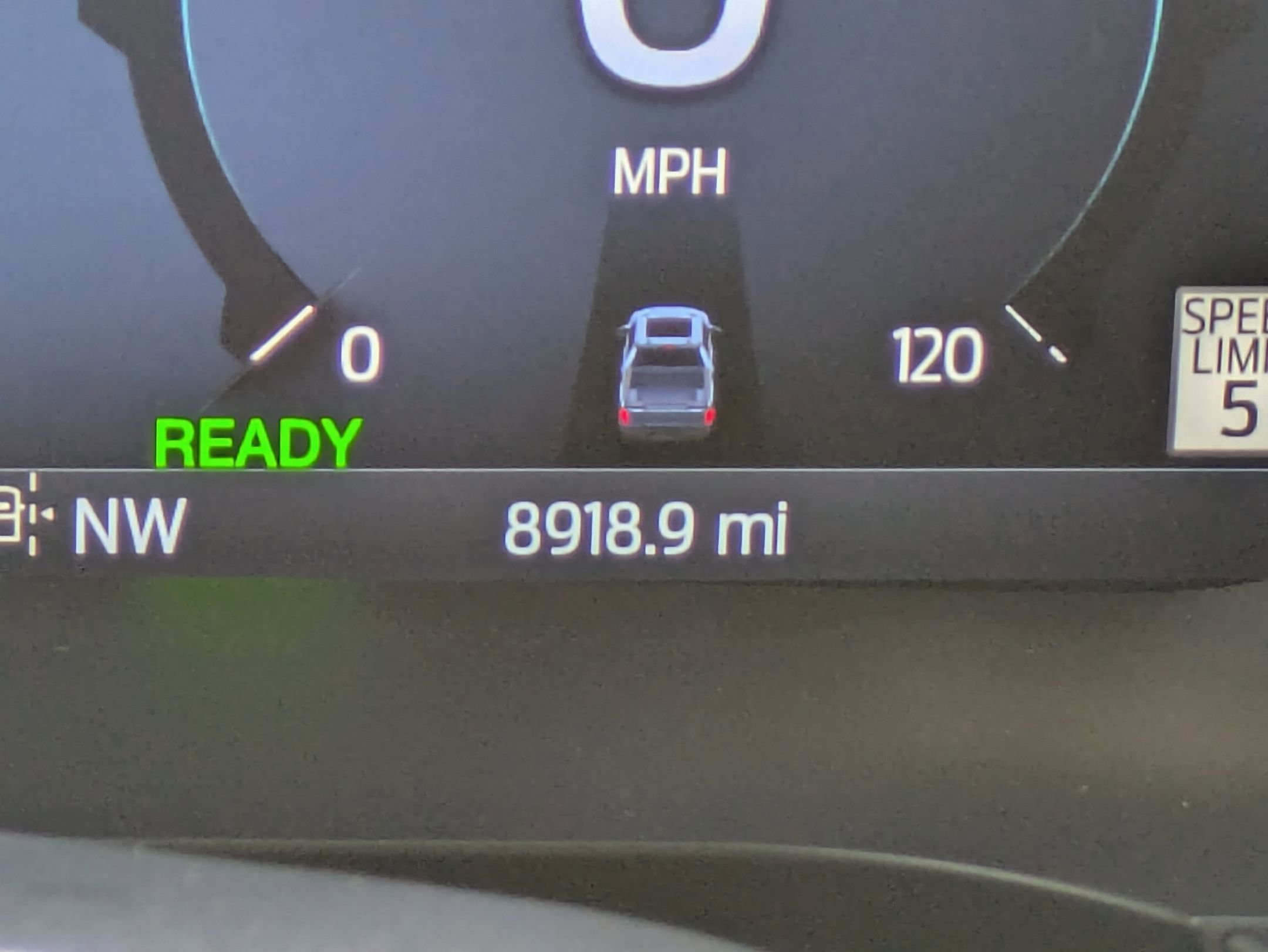 Used 2025 Ford F150 Lariat w/ Equipment Group 501A Mid image 11