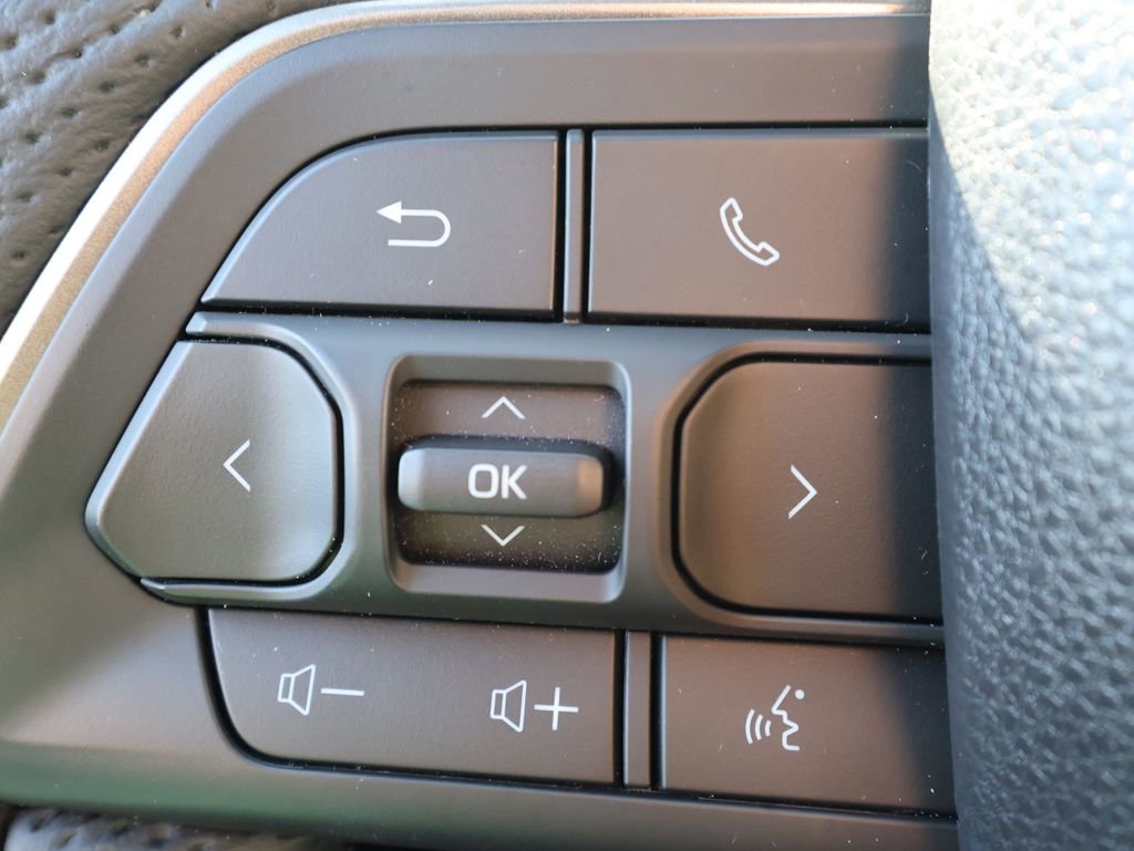 Used 2026 Toyota Sequoia Limited w/ TRD Off-Road Package AWD/4WD image 17