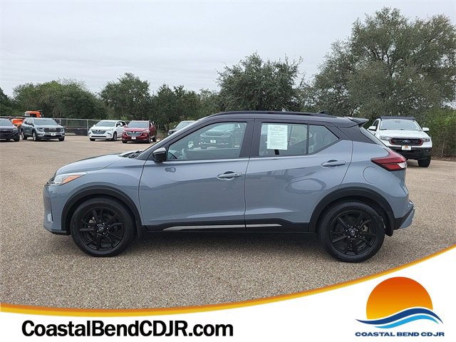 Used 2022 Nissan Kicks SR w/ Premium Package image 1