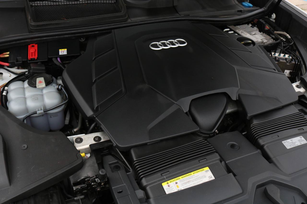 Used 2019 Audi Q8 Premium Plus w/ Premium Plus AWD/4WD image 61