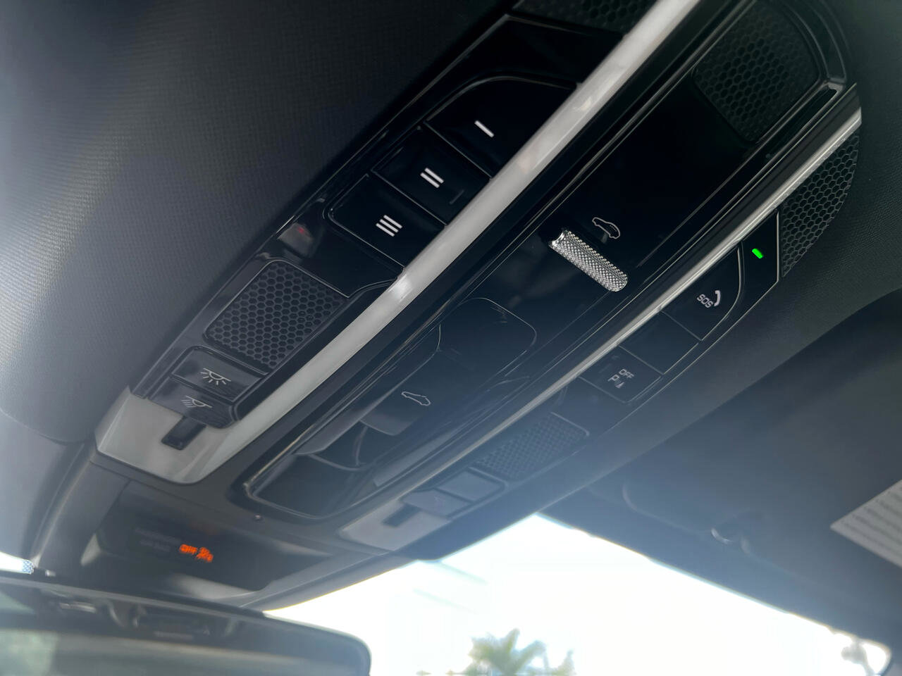 Used 2021 Porsche Cayenne image 20