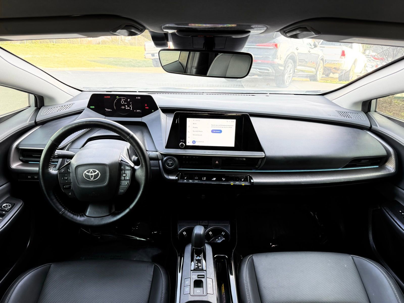 Used 2024 Toyota Prius XLE FWD image 35