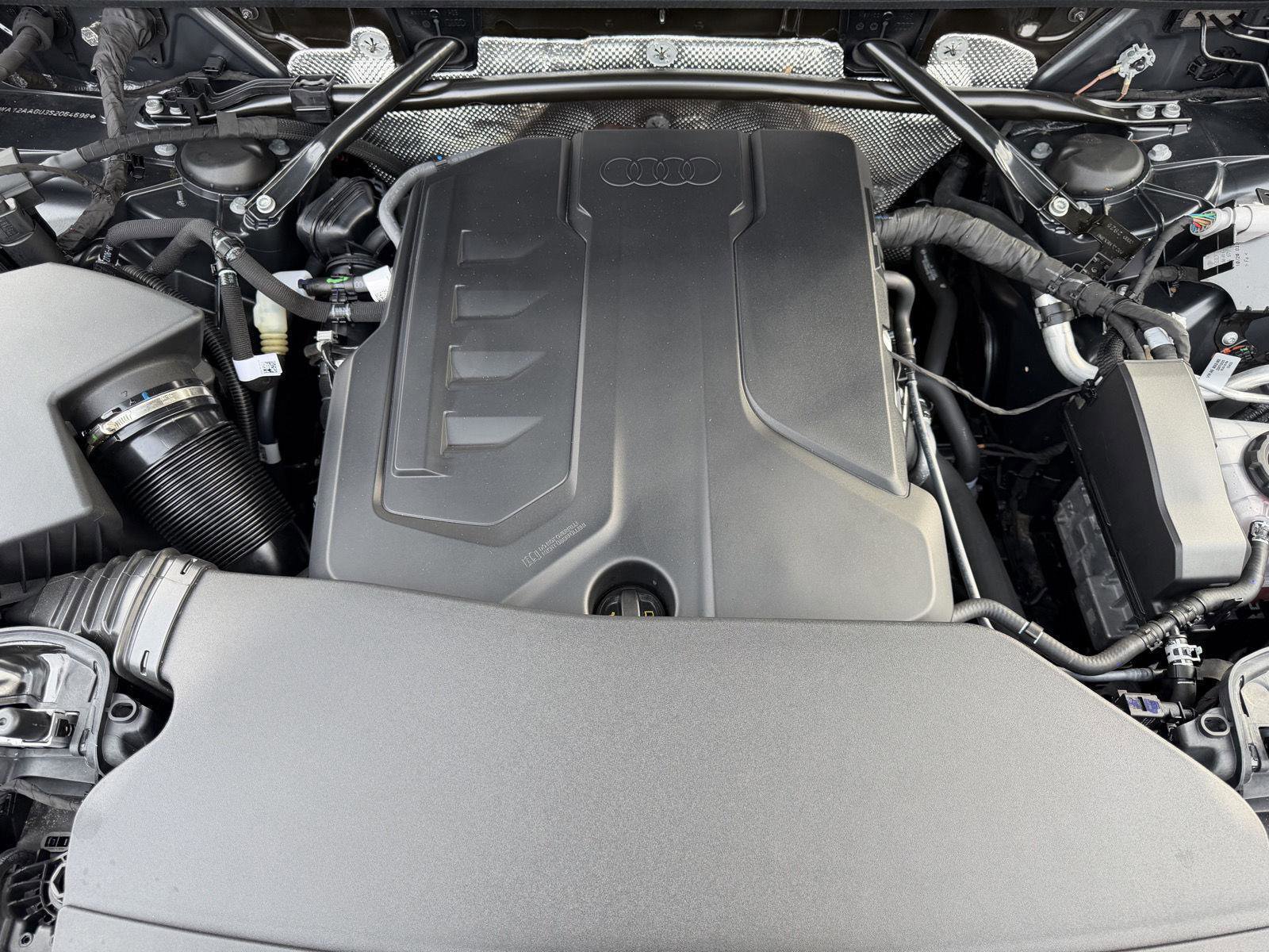 Used 2025 Audi Q5 Premium Plus w/ Premium Plus image 25