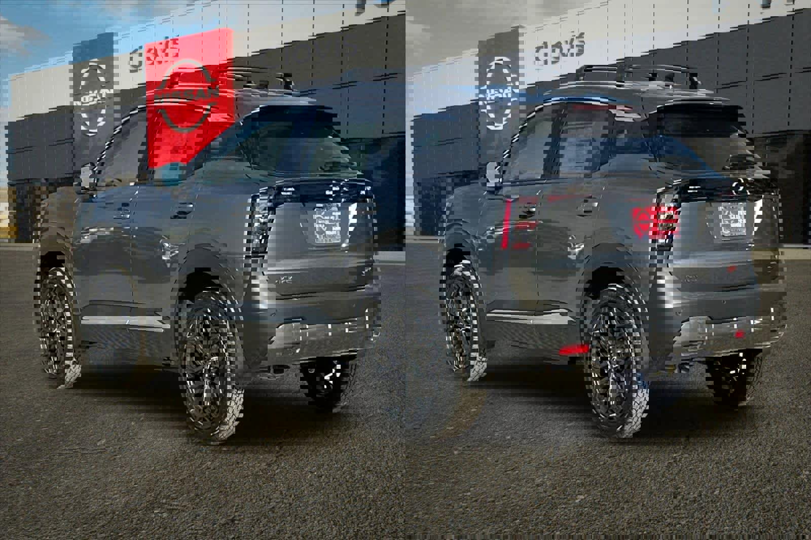 New 2026 Nissan Kicks SR w/ Illumination Package image 7