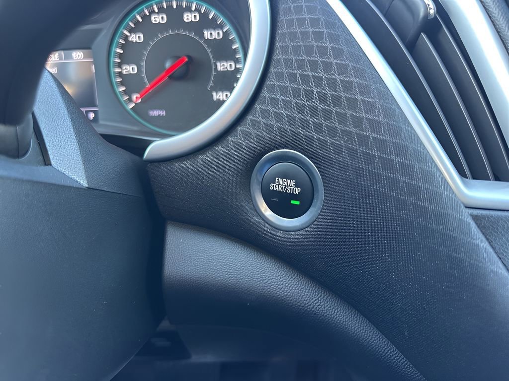 Used 2024 Chevrolet Malibu LT image 21