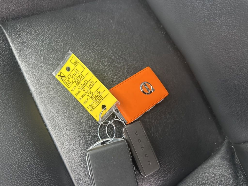 Used 2021 Volvo S60 T5 Momentum w/ Premium Package image 34