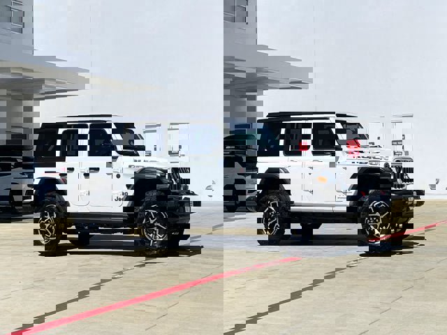 Used 2025 Jeep Wrangler Unlimited Rubicon image 5