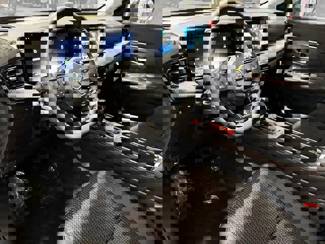 New 2026 Nissan Kicks SR w/ SR Premium Package image 8