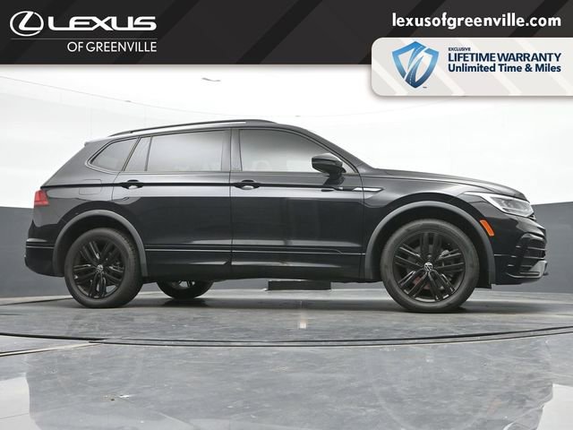 Used 2022 Volkswagen Tiguan SE R-Line FWD image 34