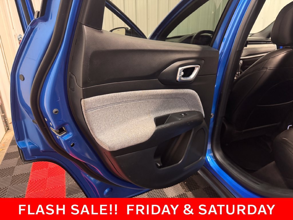 Used 2024 Jeep Compass Latitude AWD/4WD image 38