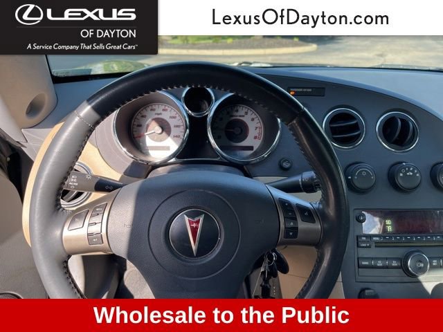 Used 2006 Pontiac Solstice Convertible w/ Premium Package RWD image 14