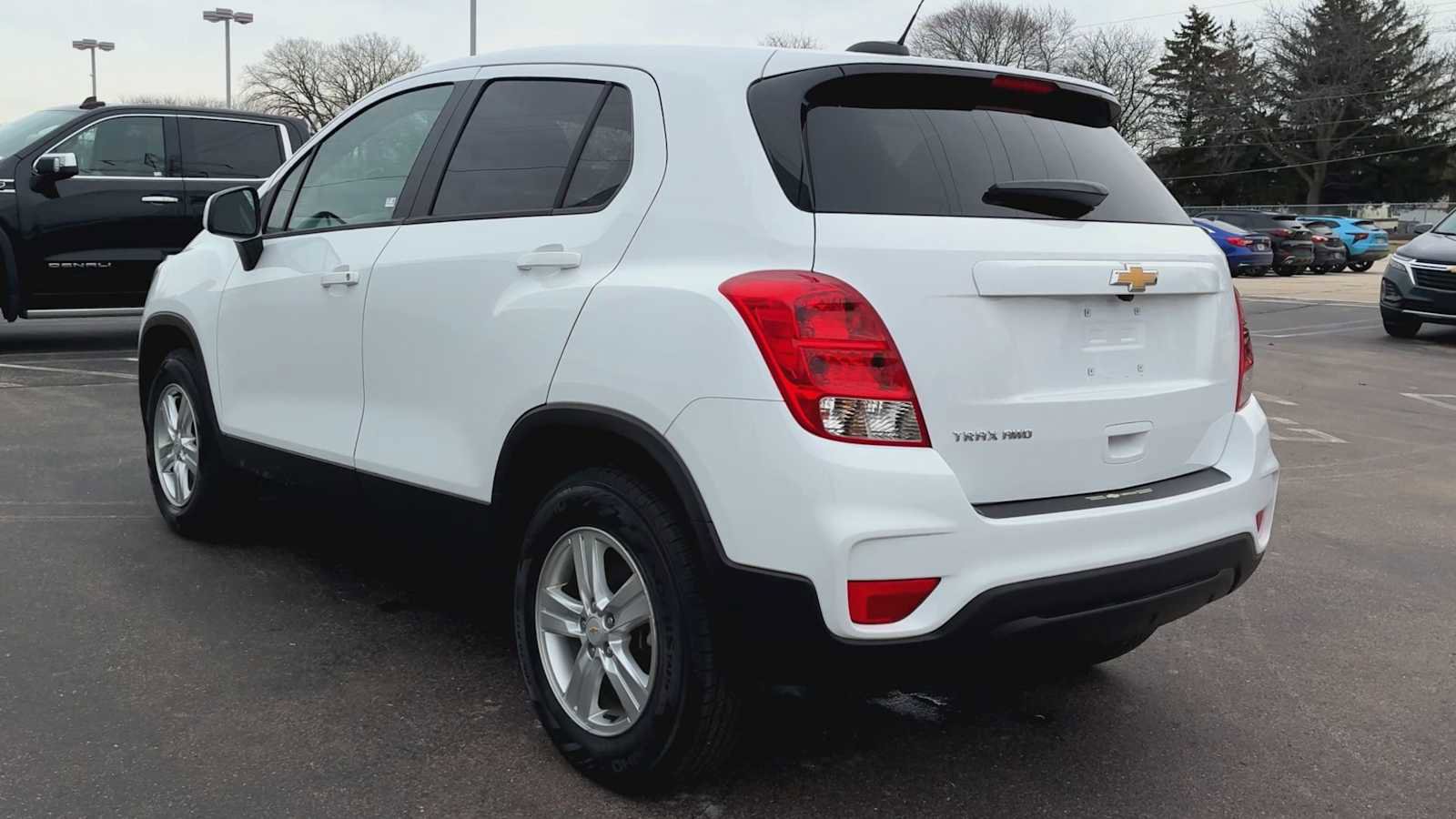 Certified 2020 Chevrolet Trax LS w/ Tint and Cruise Package image 4