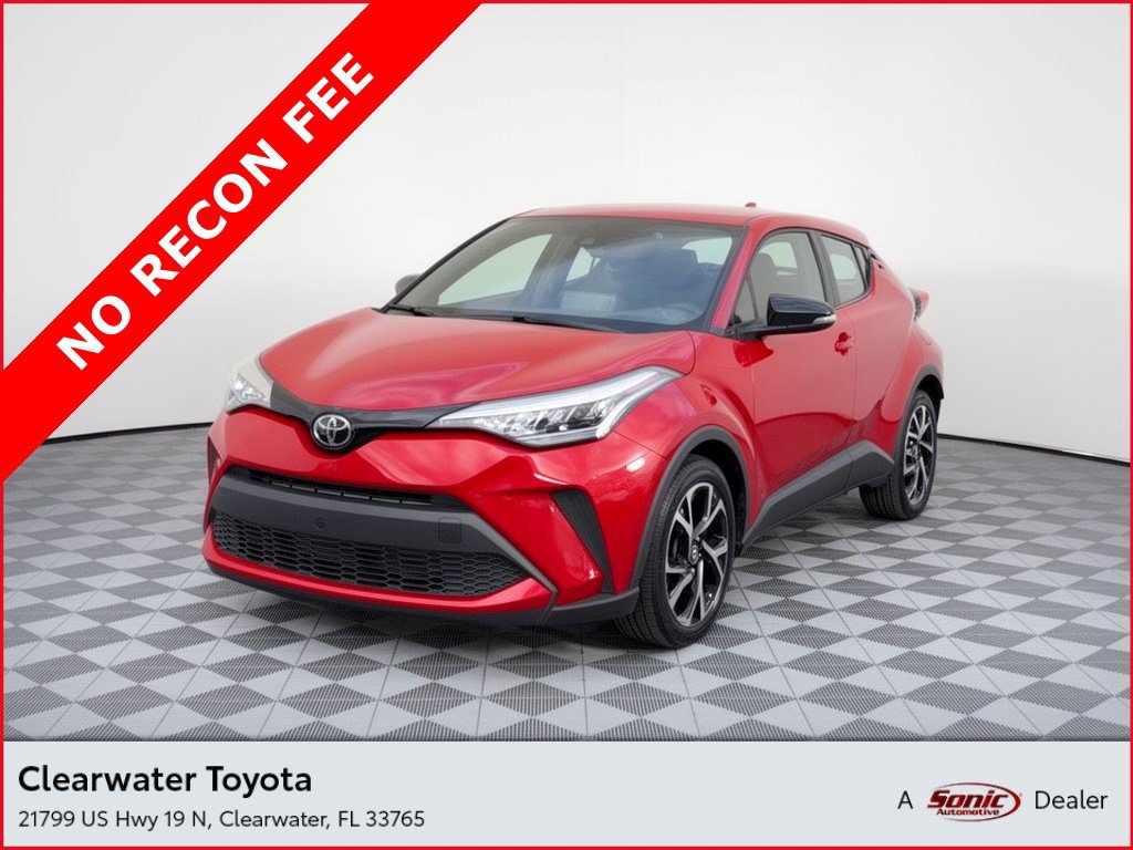Used 2022 Toyota C-HR XLE FWD image 1