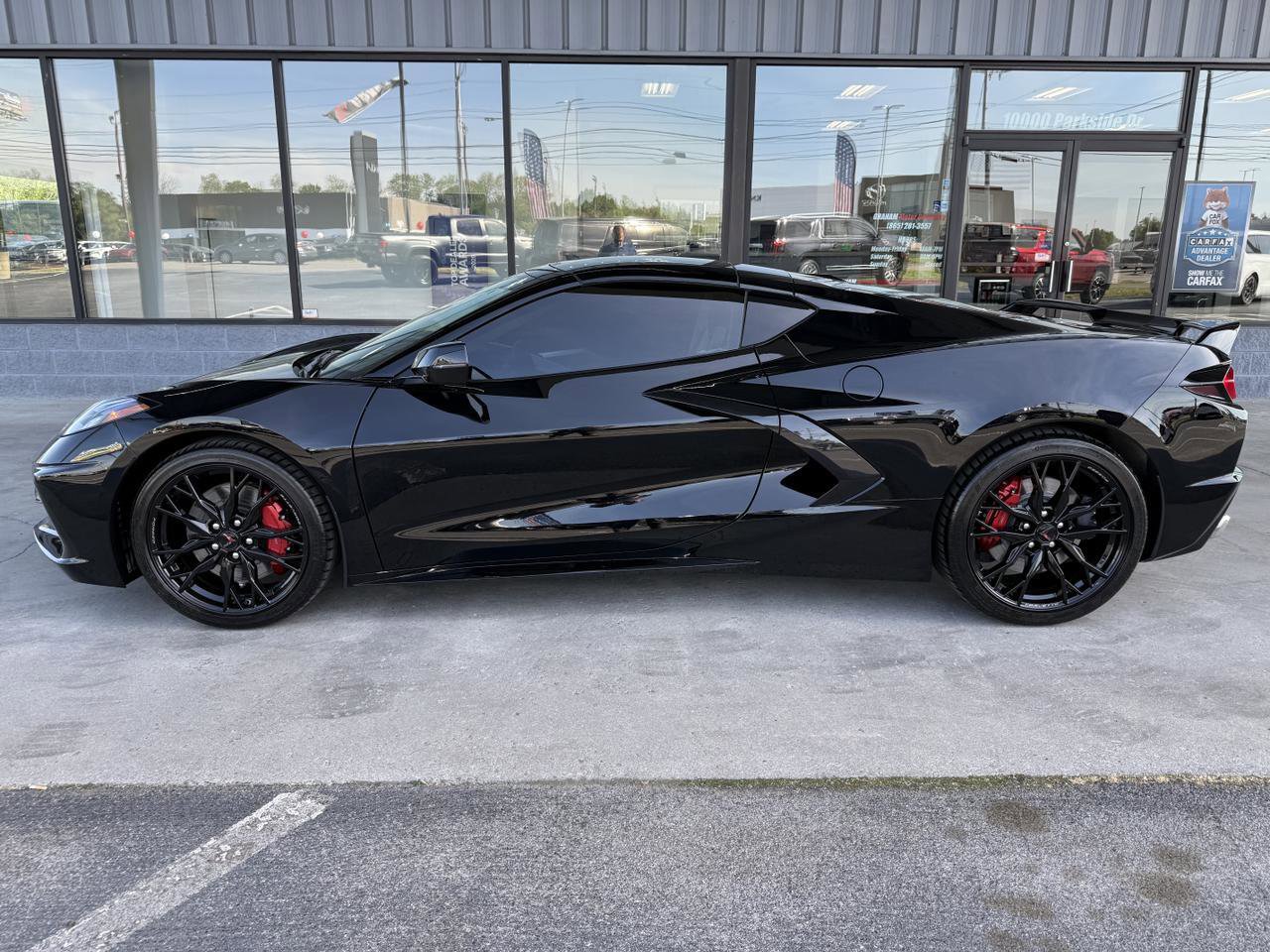 Used 2023 Chevrolet Corvette Stingray Premium Cpe w/ Z51 Performance Package RWD image 11