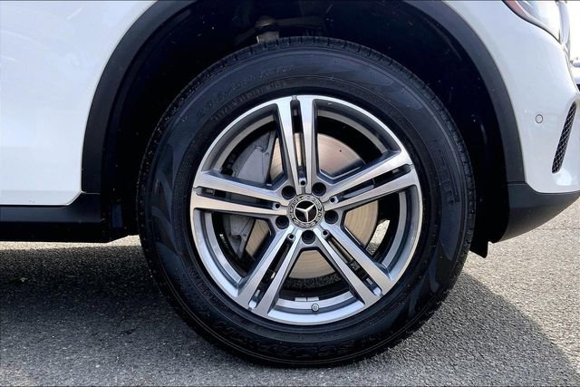 Certified 2022 Mercedes-Benz GLC 300 4MATIC w/ Multimedia Package Lite image 9
