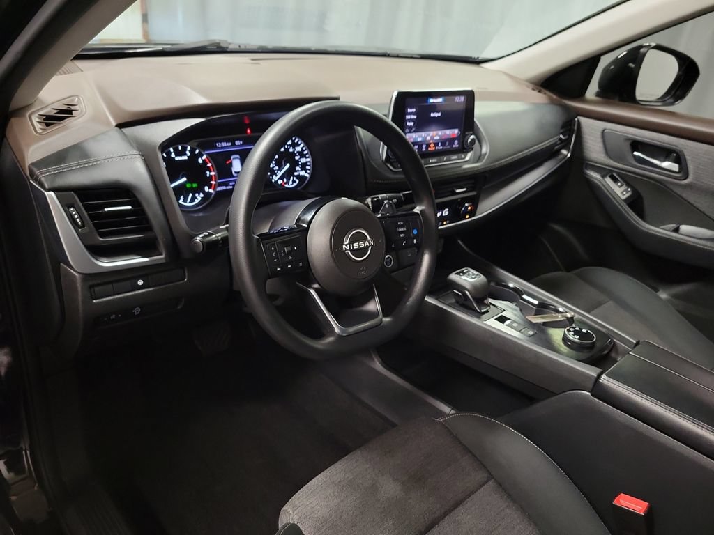 Used 2023 Nissan Rogue SV AWD/4WD image 13